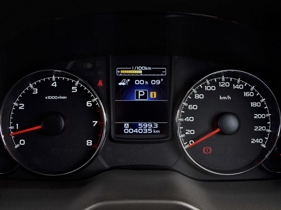  Subaru Outback 2.5i 2013 года  (ZA) (фото 3 из 9)